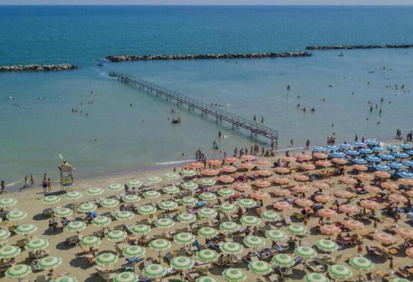 Номер Стандарт Индивидуальный с Балконом, Kursaal Di Bellaria