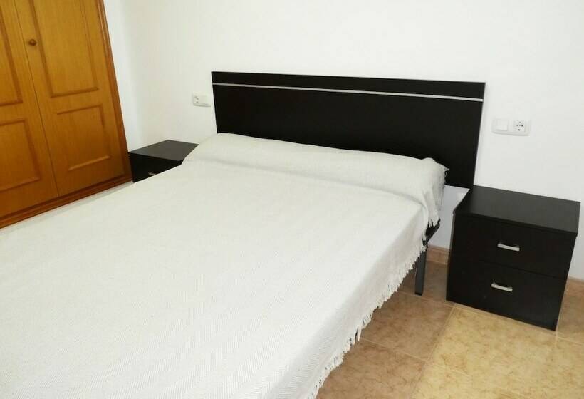 ３ベッドルームアパートメント, Apartamentos Tavernes Gandía 3000