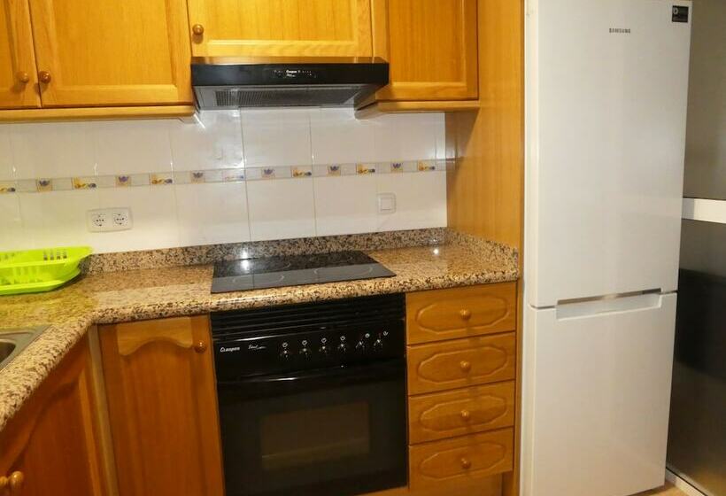 ３ベッドルームアパートメント, Apartamentos Tavernes Gandía 3000