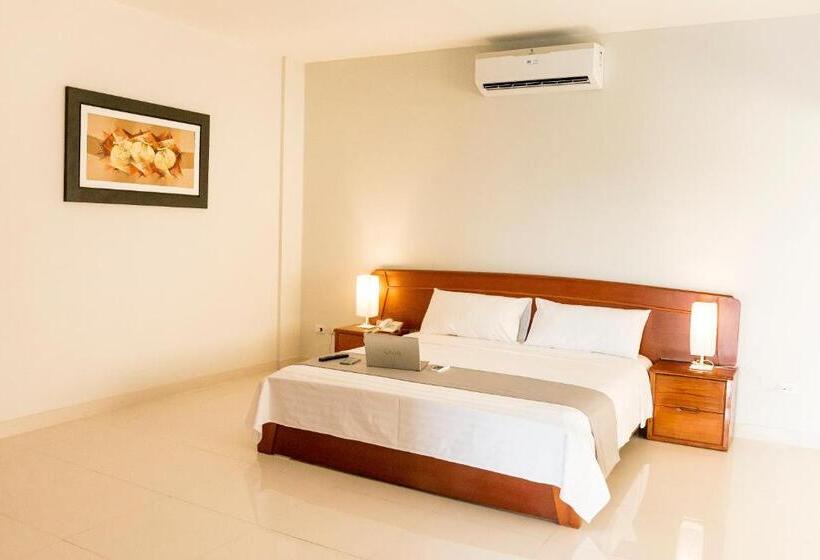סוויטה, Cumbaza Hotel & Convenciones