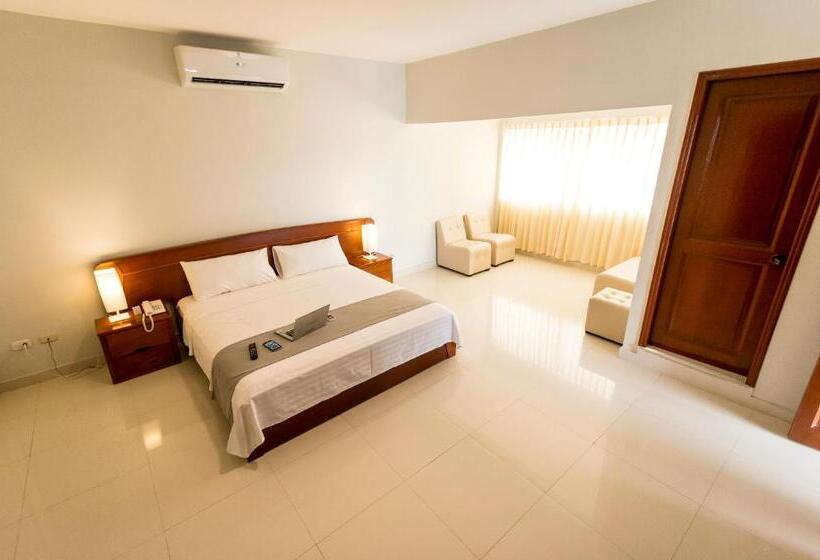 스위트, Cumbaza Hotel & Convenciones
