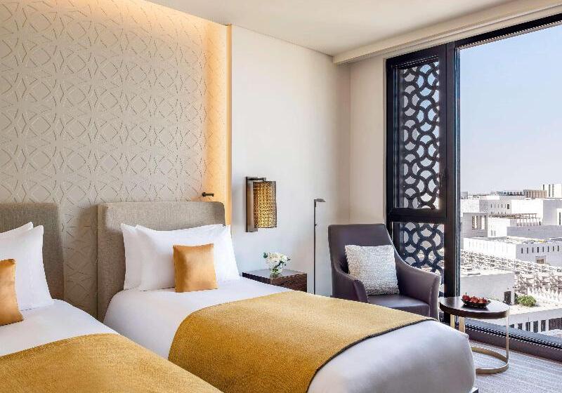 اتاق اجرایی با تخت بزرگ, Alwadi Hotel Doha   Mgallery