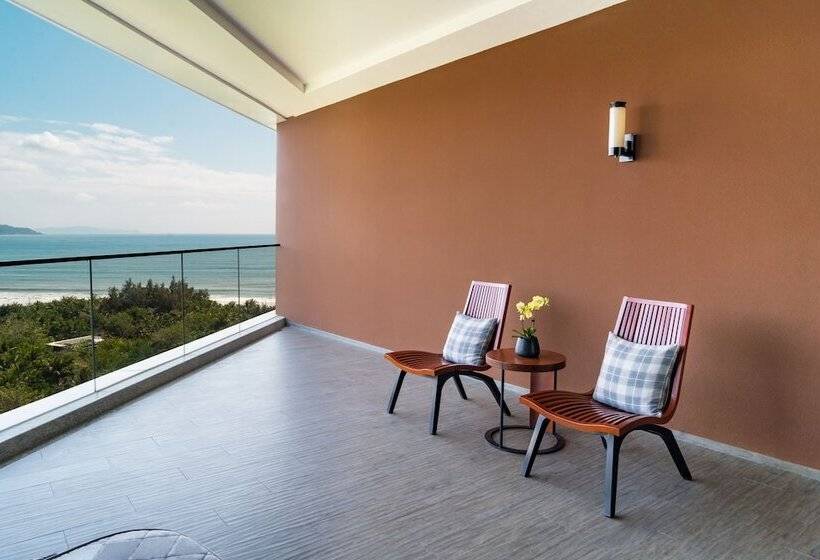 Номер Стандарт Двуспальная Кровать Вид на Море, Crowne Plaza Sanya Haitang Bay Resort, An Ihg
