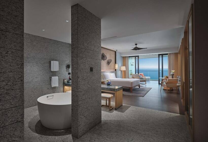 Номер Стандарт Двуспальная Кровать Вид на Море, Crowne Plaza Sanya Haitang Bay Resort, An Ihg