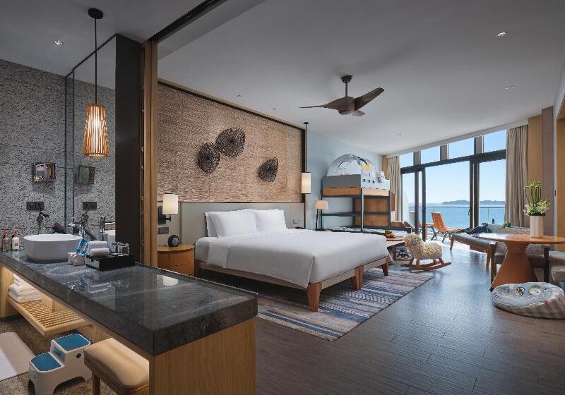 Номер Стандарт Вид на Море с Балконом, Crowne Plaza Sanya Haitang Bay Resort, An Ihg