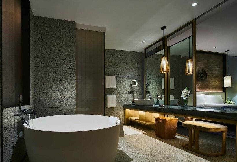 Номер Стандарт Двуспальная Кровать Вид на Море, Crowne Plaza Sanya Haitang Bay Resort, An Ihg