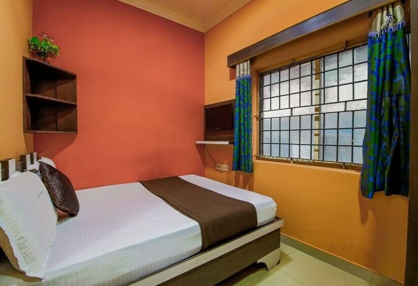 标准间, Lusia Inn