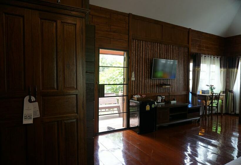 اتاق استاندارد, Buraphat Resort