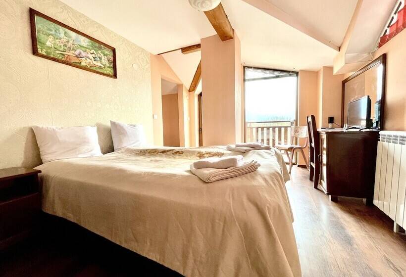 Номер Стандарт Вид на Горы, Family Hotel Carpe Diem