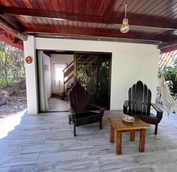 标准平房, Calala Lodge