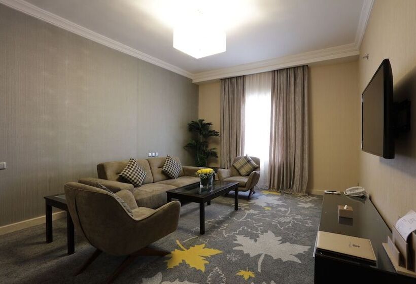 Президентский Люкс, Warwick Hotel Jeddah