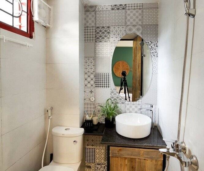 اتاق استاندارد, Little Anh House
