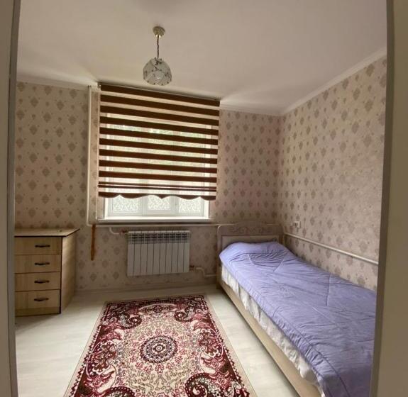 اتاق اکونومی, Sunny Hostel