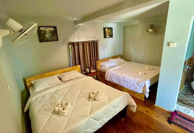 اتاق لوکس, The Cliff Hostel