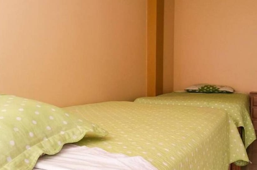 اتاق استاندارد, Hostal Mendieta