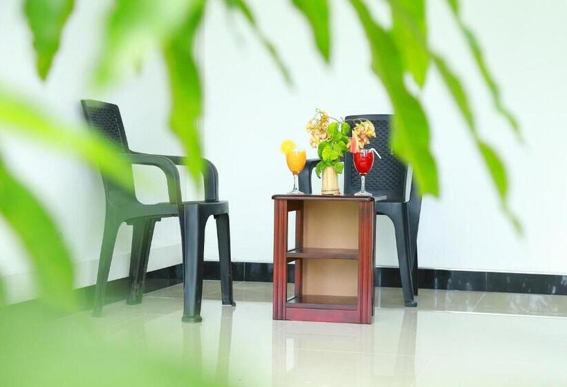 Трехместный Номер Deluxe, Rivonway Hotel Polonnaruwa