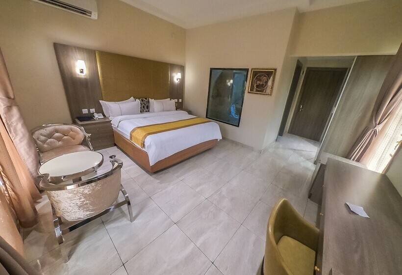 اتاق سوپریور, Maxbe Continental