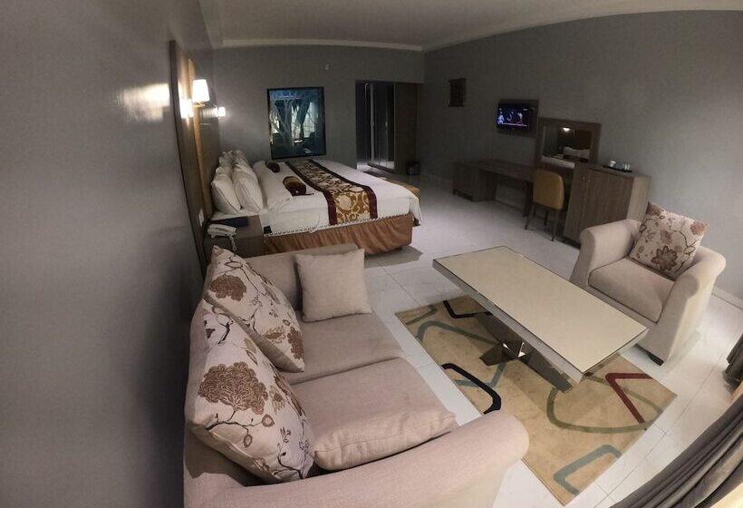سوییت اجرایی, Maxbe Continental