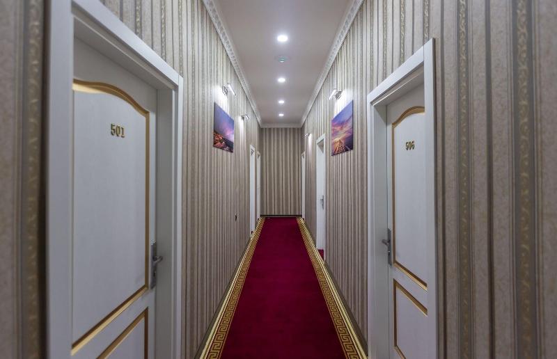 Семейный Номер, Aston Inn Tasikmalaya