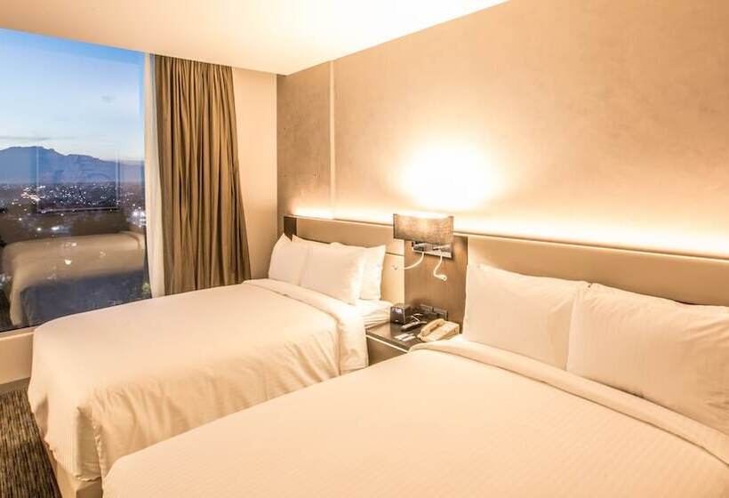 اتاق استاندارد با 2 تخت دوبل, Four Points By Sheraton Puebla