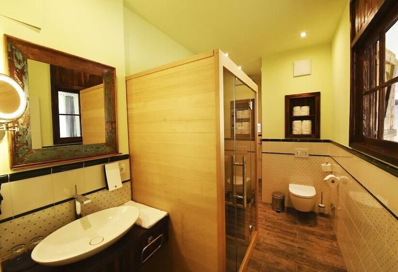 Номер Deluxe, Moments Boutique