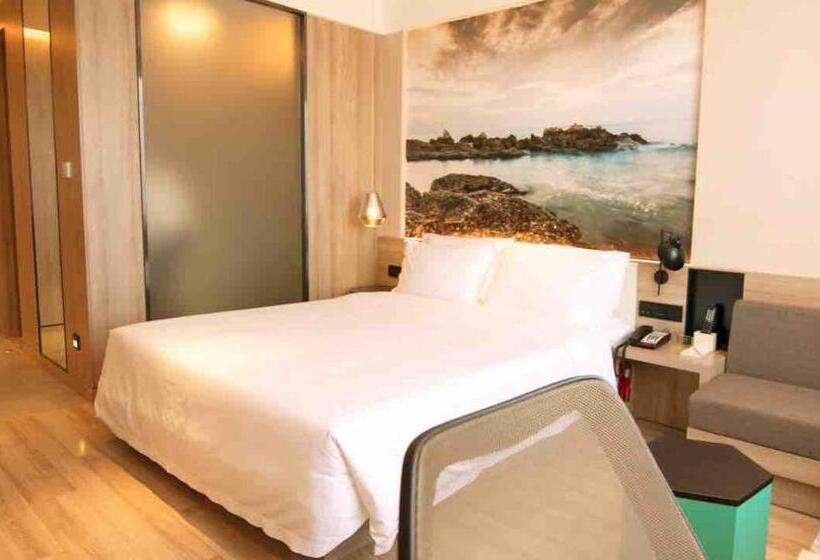 Номер Стандарт, Atour Hotel Yantai South Station Yingchun Street