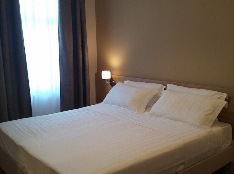 Chambre Standard, Nuovo Albergo Operai