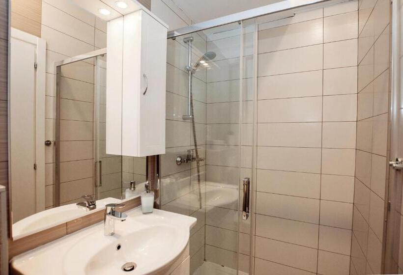 Номер Economy, Centrooms Kovac