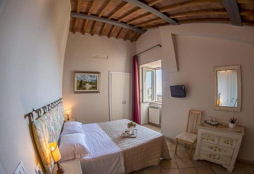 Chambre Supérieure, I Terzi Di Siena   Rooms Only