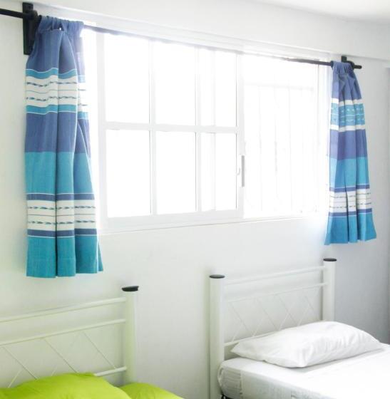 ファミリールーム, Hostal Azul Y Blanco
