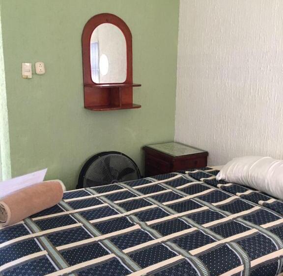 Standaardkamer met Gedeelde Badkamer, Posada Las Graditas