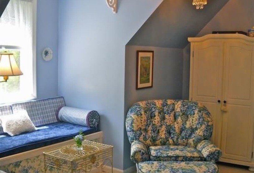 Номер Стандарт Двуспальная Кровать, Bald Mountain House Inn At The Wolf Laurel Resort
