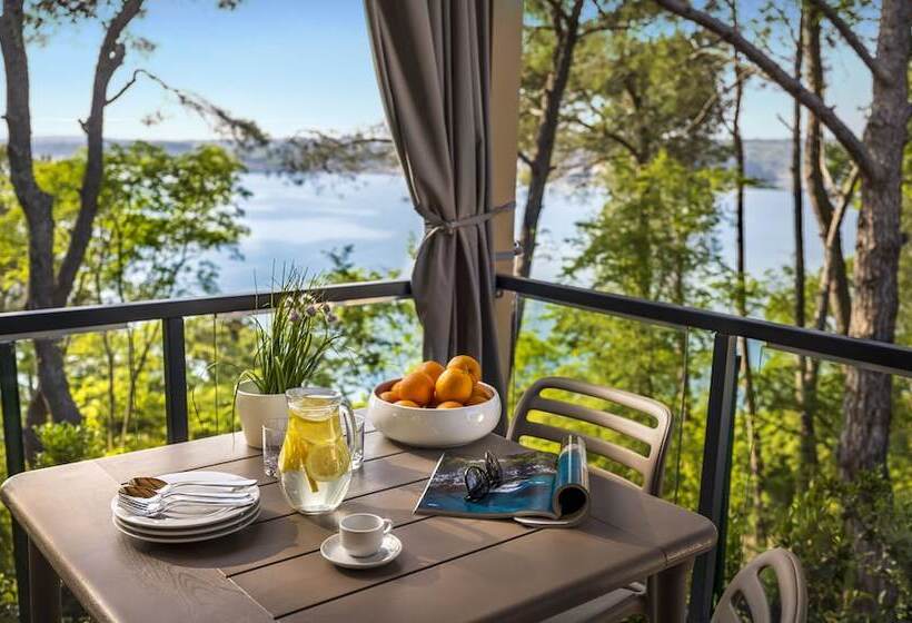 Шале 1 Спальня, Camping Lanterna Premium Resort   Vacansoleil Maeva