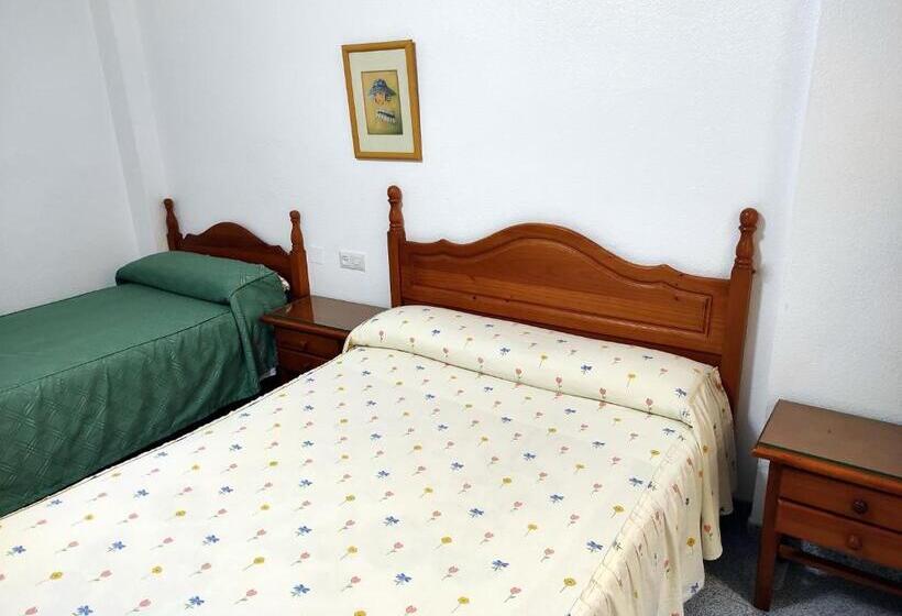 Семейный Номер, Hostal Centro Ejido