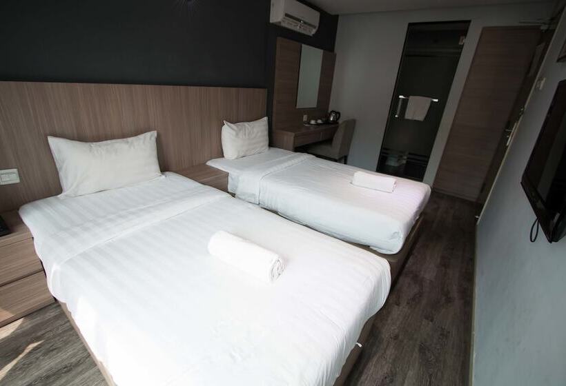 Номер Стандарт, 99 Pusat Bandar Puchong