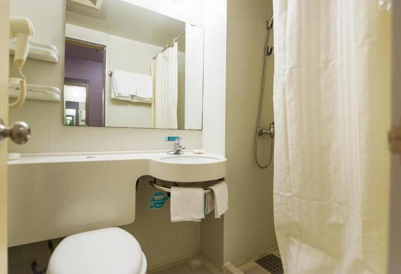 Номер Стандарт, Jinjiang Inn Qingyuan Shiqiao Road North