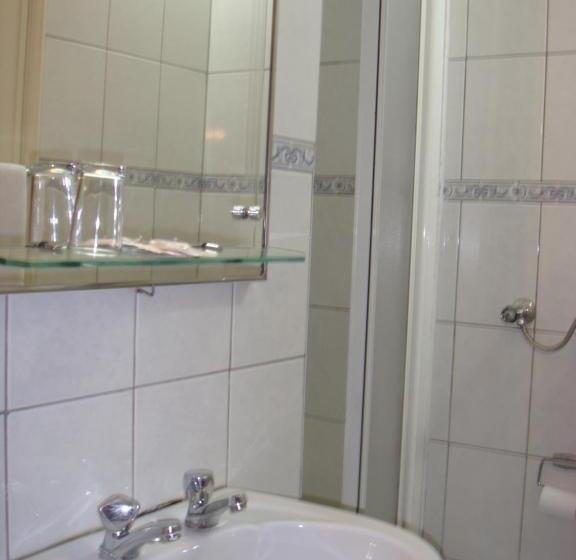 Номер Стандарт Индивидуальный, Pensão Residencial Luanda