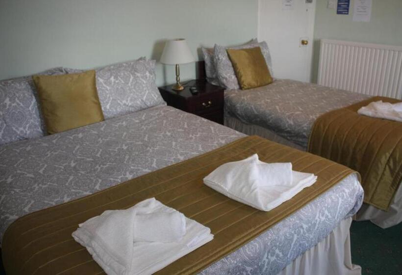 Номер Стандарт Трехместный, Airdenair Guest House