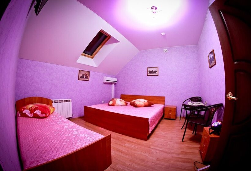Номер Стандарт Трехместный, Medvedeff Center