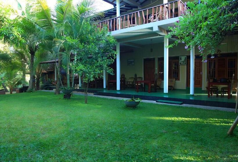 Номер Deluxe, Yala River Face Inn