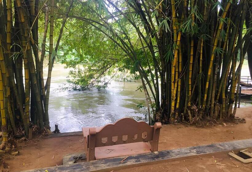 Семейный Номер Вид на Сад, Yala River Face Inn