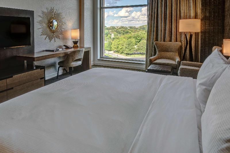 Стандартный Номер Кровать Кинг, Hilton Franklin Cool Springs