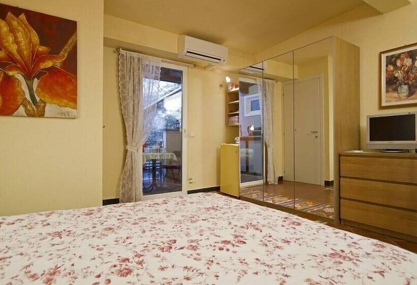 Номер Стандарт, Camera Dolcenotte