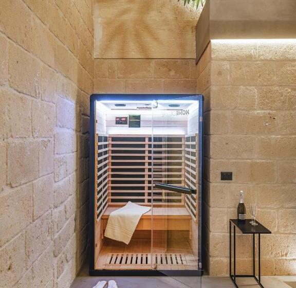 سوییت, Hydria Rooms