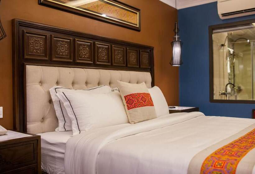 اتاق خانوادگی تودرتو, Eden Boutique Hotel & Spa
