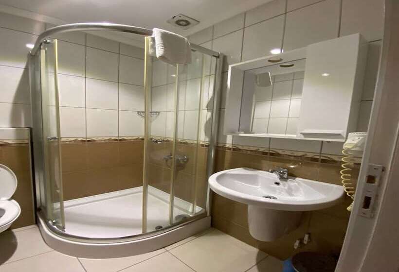 Четырехместный Номер Deluxe, Safir Sunny Beach