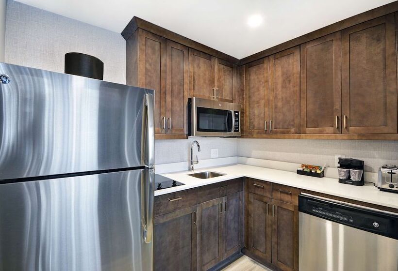 Mozgáskorlátozott Suite, Homewood Suites By Hilton Athens Downtown University Area