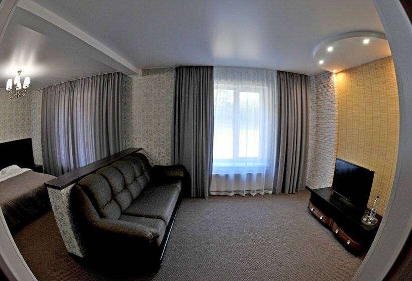 جناح عائلي, Park Hotel Eurasia