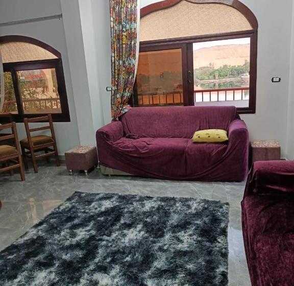 آپارتمان 1 خوابه با چشم‌انداز دریا, El Prince Guesthouse