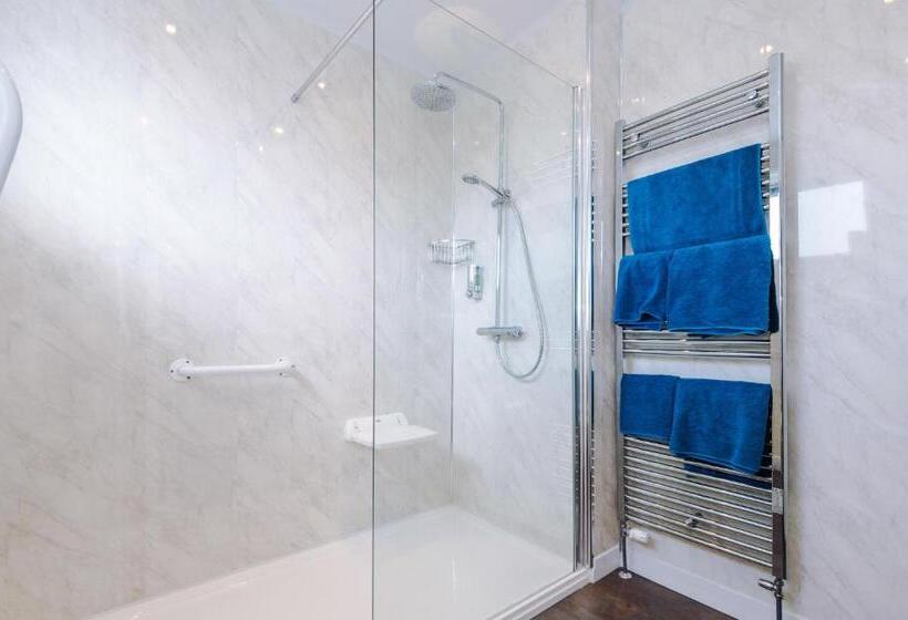 Номер Стандарт, Holcombe Guest House